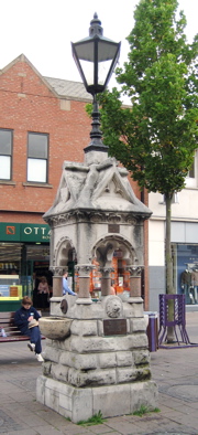 [An image showing Fearon Fountain]